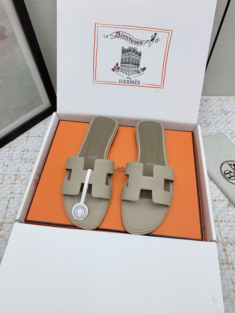 H**me5 slippers